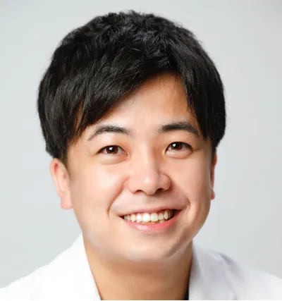 尾崎功治 医師